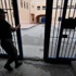 ناشط حقوقي جزائري يبدأ اضرابا عن الطعام في السجن ناشط حقوقي جزائري يبدأ اضرابا عن الطعام في السجن
