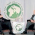 الأمير الوليد والرئيس كارتر في حوار هام بعد اجتماع هارفرد الأمير الوليد والرئيس كارتر في حوار هام بعد اجتماع هارفرد