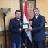 وزير الشباب والرياضة يتسلم درع الاتحاد الدولي لكرة العين