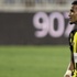 إحتمال غياب نايف هزازي عن قمة الهلال إحتمال غياب نايف هزازي عن قمة الهلال