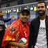 بالصور.. أحمد فتحي ومؤمن زكريا يتوجهان بصحبة جماهير الأهلي إلى رادس بالصور.. أحمد فتحي ومؤمن زكريا يتوجهان بصحبة جماهير الأهلي إلى رادس