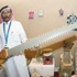 سعودي يصنع سيفاً من أسنان القرش