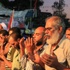 مصر: مؤيدو مرسي يؤدون صلاة العيد ويصنعون" الكعك "بميداني رابعة والنهضة