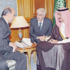 نائب الملك يستعرض العلاقات مع وزير الدفاع الأسباني نائب الملك يستعرض العلاقات مع وزير الدفاع الأسباني