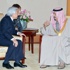 ولي العهد يلتقي إمبراطور اليابان