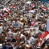 مؤيدو مرسي يحتشدون ويوسعون الاعتصام