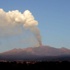 بركان جبل اتنا في ايطاليا يثور من جديد
