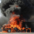 أمريكي يفاجأ بشاحنته تحترق على الهواء مباشرة