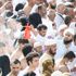 انزعاج المعتمرين يوقف رش الرذاذ في المسجد الحرام