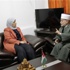 غنام تزور المفتي العام للقدس بعد الافراج عنه