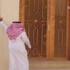 سعودي يستعين بالدفاع المدني حتى لا يزعج زوجته النائمة سعودي يستعين بالدفاع المدني حتى لا يزعج زوجته النائمة