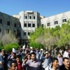 طلاب جامعة تعز يرفعون سقف مطالبهم ويدعون إلى إنهاء الإضراب ورحيل قيادة الجامعة