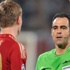 الإسباني كاربايو يطلق صافرة الافتتاح - كرة القدم - كأس أوروبا 2012