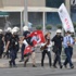 القضاء يحبس متظاهرين وأردوغان يحشد أنصاره