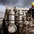 عثرات تكبح طموح العراق لزيادة انتاج النفط