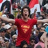 تجمع العشرات في ''محمد محمود'' للمطالبة بالقصاص لـ ''جيكا''