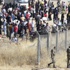الزحف الكردي على مشارف تل أبيض وتركيا تقمع النازحين الزحف الكردي على مشارف تل أبيض وتركيا تقمع النازحين