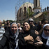 الأمن المصري يؤمن خروج أنصار الرئيس المعزول من مسجد الفتح