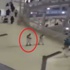 معتمر يطوف حول الكعبة باستخدام “السكوتر”