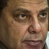 أنصار لمرسي يهاجمون علاء الأسواني في باريس خلال عرض روايته الجديدة
