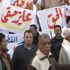فيديو..العشرات أمام دار القضاء ضد الزند