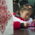 تلاميذ بغرب الصين يبدعون مقصوصات ورقية ترحيبا بعيد الربيع (خاص)