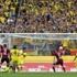 بطولة المانيا: نقطة واحدة لدورتموند وفوزان كبيران لشالكه وفرانكفورت