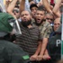 بالصور: سلفيون يواجهون اليمين الألماني بالتكبير ورفع الآذان في سماء برلين
