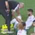 فرجاني ساسي يغادر لقاء منتخب تونس والكونغو الديمقراطية مصابا (فيديو) فرجاني ساسي يغادر لقاء منتخب تونس والكونغو الديمقراطية مصابا (فيديو)