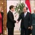 قمة مصرية فرنسية بالقاهرة تبحث تعزيز التعاون بين البلدين في شتى المجالات