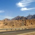 إصابة 5 بتدهور مركبة على الطريق الصحراوي