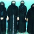 القبض على مراهق يرتدي زياً نسائياً ويتسول في دبي القبض على مراهق يرتدي زياً نسائياً ويتسول في دبي