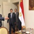 بالفيديو.. قناة الحياة: مرسي يفكر في السكن في منزله بالتجمع الخامس بالفيديو.. قناة الحياة: مرسي يفكر في السكن في منزله بالتجمع الخامس