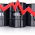 النفط يواصل هبوطه بعد تخفيضات كبيرة في أسعار الخام السعودي لآسيا