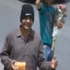 الزميل كامل لطفي يتسول في عمّان الغربية!!.. فيديو