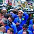 برنت يغلق منخفضا بعض بيانات ضعيفة من آسيا وأوروبا