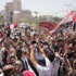 متظاهرو التحرير يطردون ''شرطي'' من الميدان بعد التعرف عليه