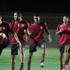 العلاقات العامة احتفلت مع الفريق بعيد الفطر الفيصلي يواصل تدريباته استعدادًا للأهلي العلاقات العامة احتفلت مع الفريق بعيد الفطر الفيصلي يواصل تدريباته استعدادًا للأهلي