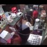 "بالفيديو"سطو مسلح وسرقة "لكوفي " بالقطيف