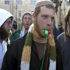 مستوطن يدهس شاب فلسطيني وهو ينزف بسيارته 3 مرات (فيديو) مستوطن يدهس شاب فلسطيني وهو ينزف بسيارته 3 مرات (فيديو)