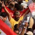 غدا الاستفتاء على دستور مصر وسط اشتباكات ومظاهرات لمؤيدي ومعارضي مرسي