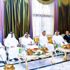 منصور بن زايد يحضر مأدبة إفطار سلطان بن حمدان