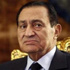 مصريون يهنئون مبارك بعيد الأضحى ويقدمون له الزهور