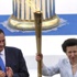 الشعلة الأولمبية تبدأ رحلتها إلى بريطانيا الشعلة الأولمبية تبدأ رحلتها إلى بريطانيا
