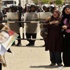 مؤيدون لمبارك يحتجون للمطالبة بنقله من مستشفى سجن طرة مؤيدون لمبارك يحتجون للمطالبة بنقله من مستشفى سجن طرة